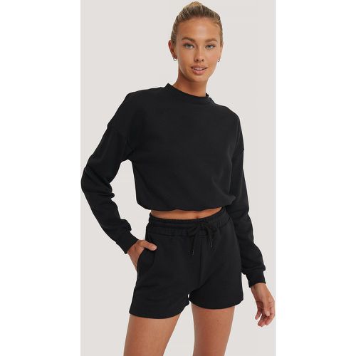 Organische Kordelzug Sweatshirt Shorts - Black - NA-KD Basic - Modalova