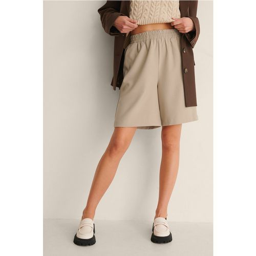 Recycelte Shorts Mit Elastischem Taillenbund - Beige - NA-KD Trend - Modalova